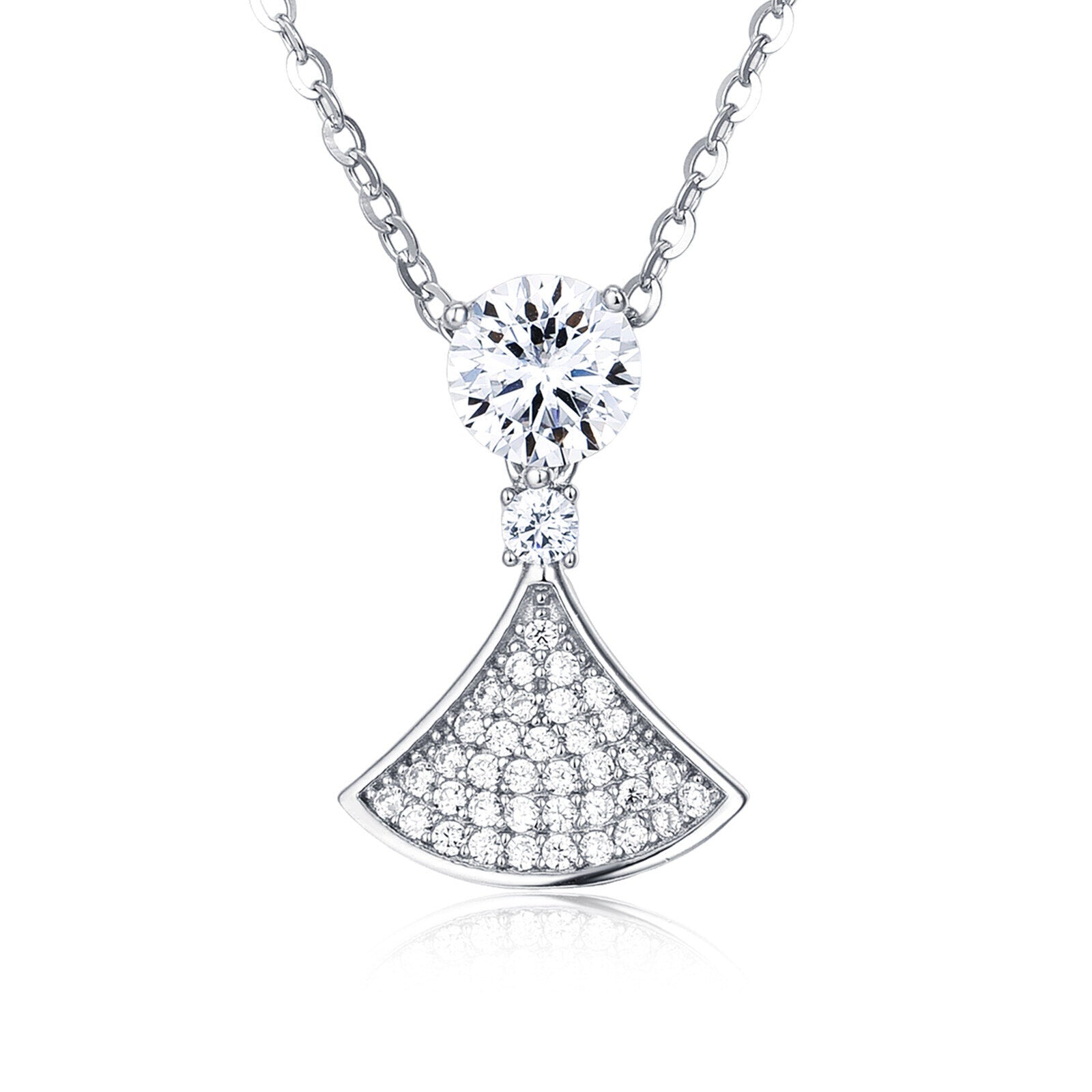 The Moissanite Deco Fanfare